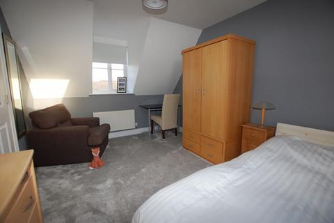 8 Bonham Drive, Orsett, Grays, RM16 3HG