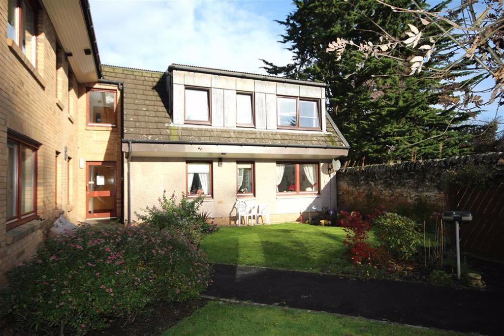 13, Drysdale Gardens, Cupar, Fife, KY15 1 bed retirement property £58,000