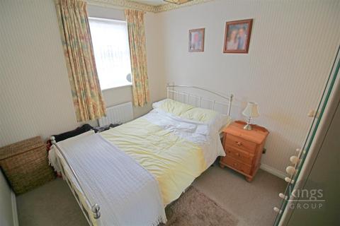 86 Albert Gardens, Church Langley, Harlow, CM17 9QG