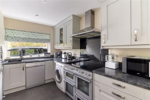 4 Beckwith Drive, Harrogate, HG2 0BL