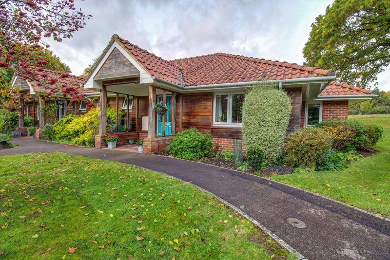 Retirement Bungalow Chandlers Ford 2 bed retirement property £284,000