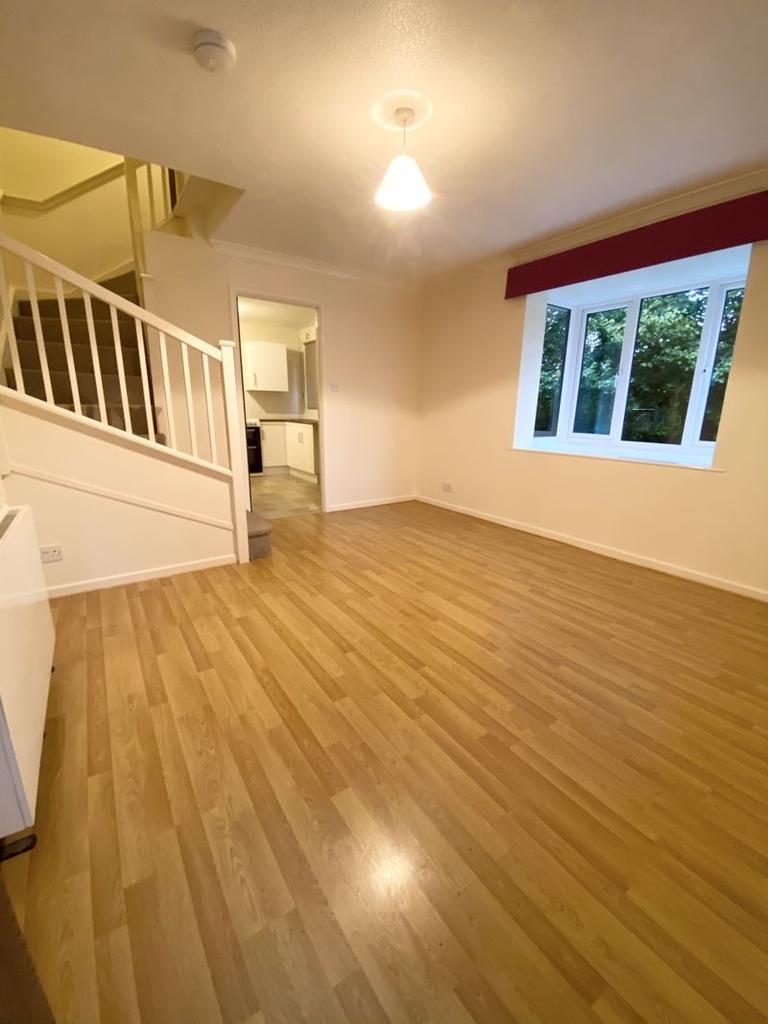 Yeolland Park, Ivybridge 2 bed cluster house £795 pcm (£183 pw)