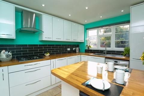 17 Pool View, Horsehay, Telford, TF4 2ND