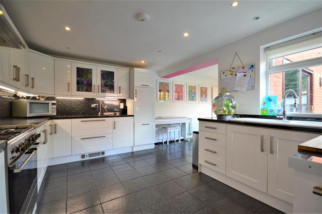 02 Kitchen area12 sudbury.JPG