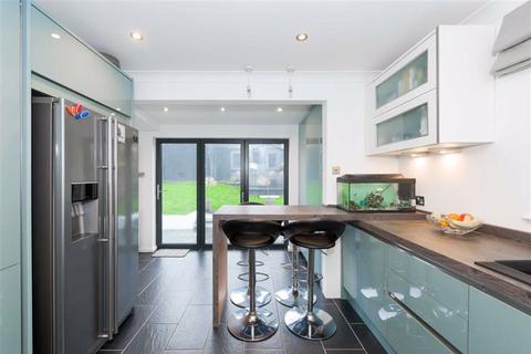 30 Beech Way, Epsom, KT17 4NG