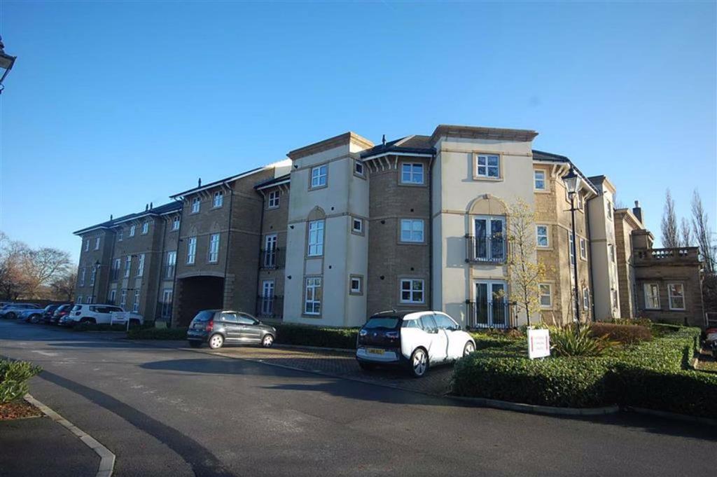 Marmaville Court, Mirfield, WF14 2 bed apartment £155,000