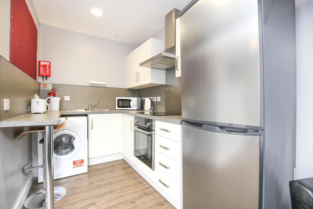 Albion House, Newcastle City Centre Studio £719 pcm (£166 pw)