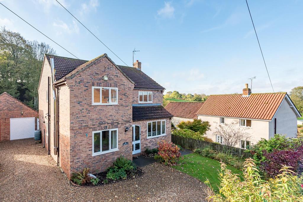 Becklea, York Road, Leavening, Malton, YO17 9SL 4 bed detached house