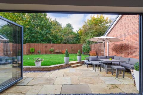 10 Abel Close, Boroughbridge, York, YO51 9US