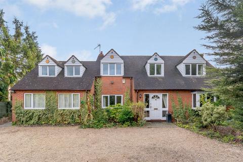 Cul-de Boeff High Street, Inkberrow, Worcester, WR7 4DY