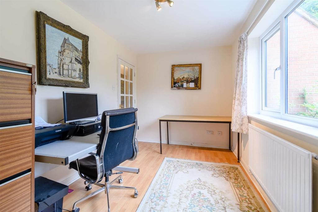 8440900-interior12-800.jpg