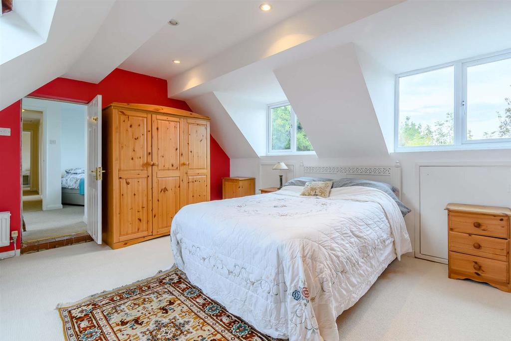 8440900-interior17-800.jpg