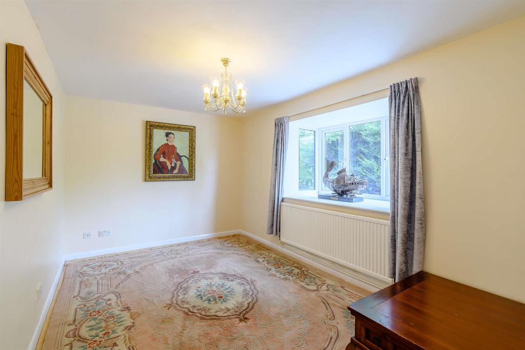 8440900-interior06-800.jpg