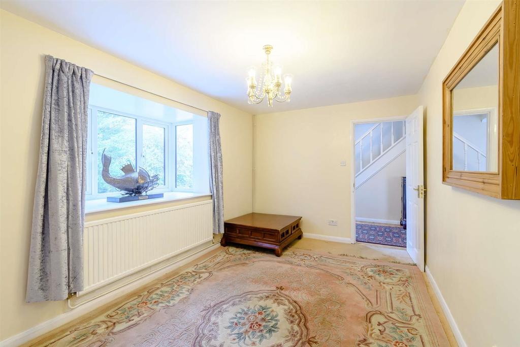 8440900-interior07-800.jpg