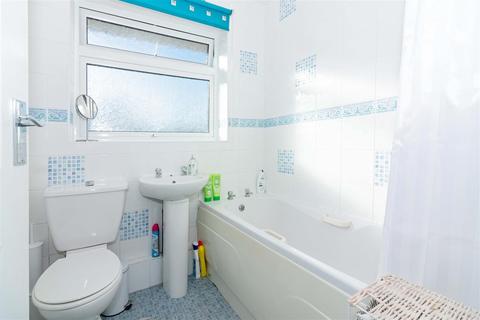 5 Coleridge Road, Goring By Sea, Worthing, BN12 6LR