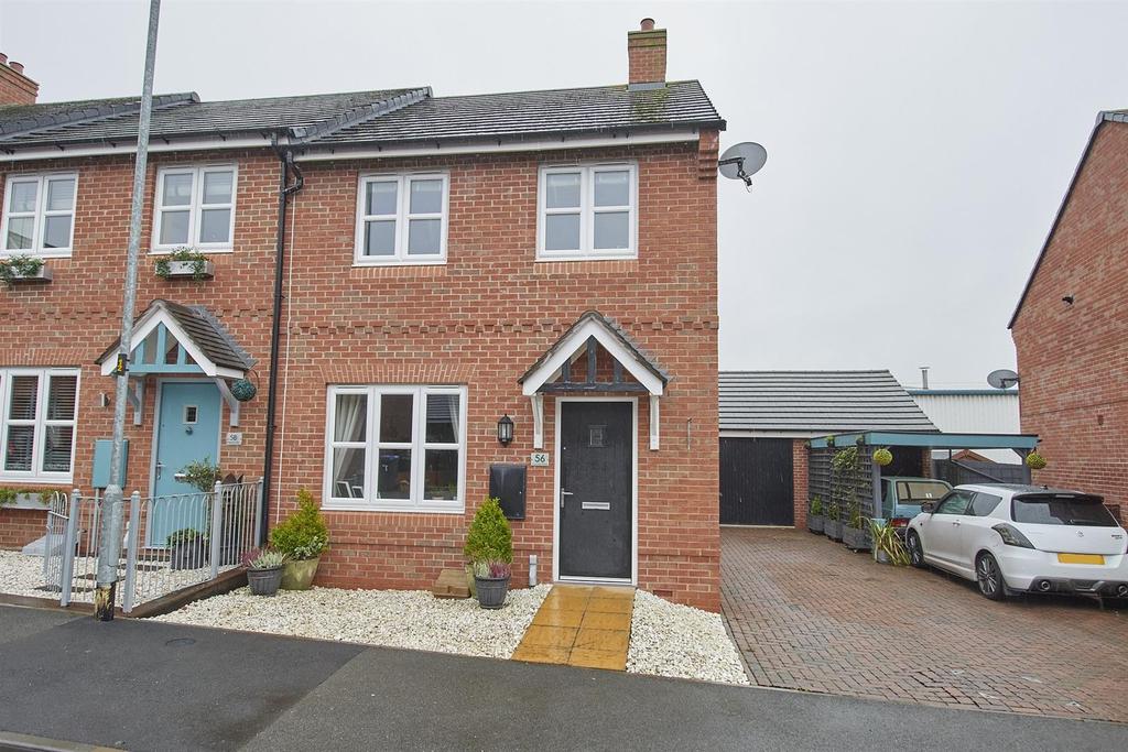 Holywell Fields, Hinckley 3 bed townhouse £230,000