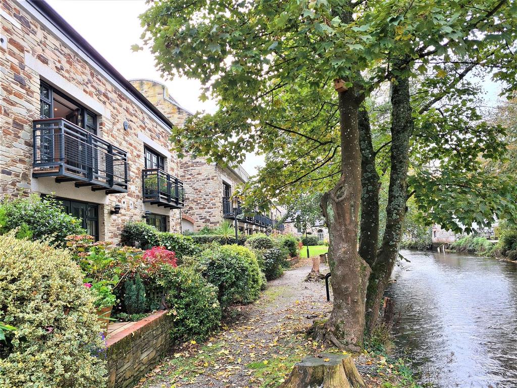 Brunel Quays, Great Western Village, Lostwithiel 3 bed apartment £335,000