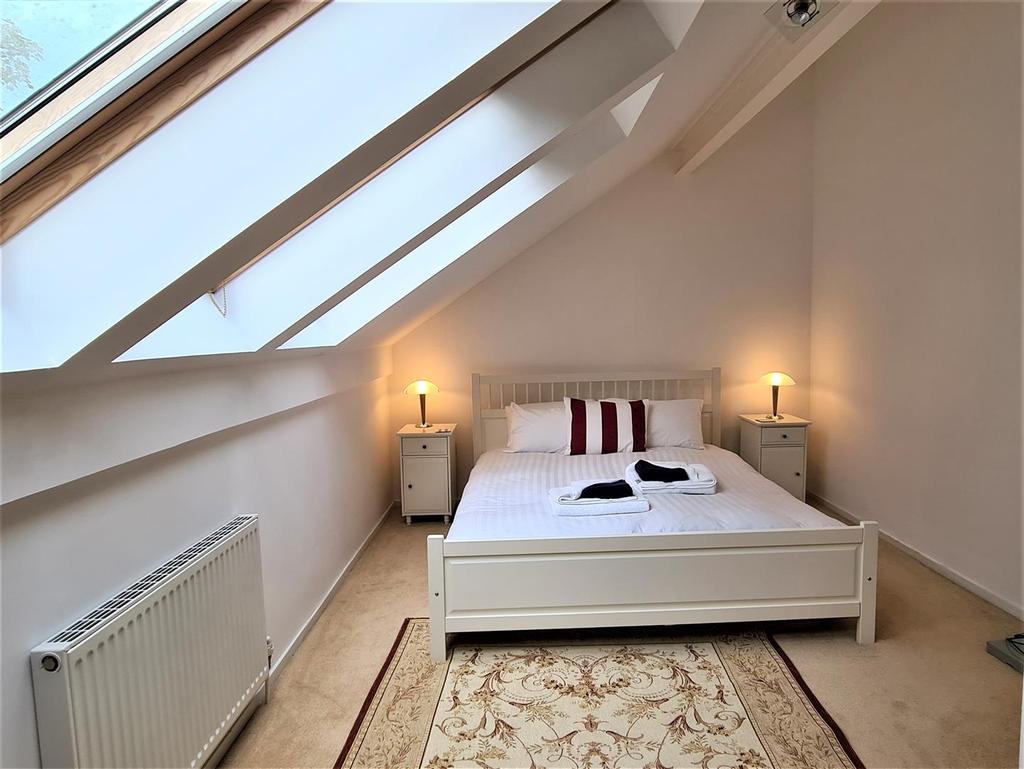 Second bedroom.jpg