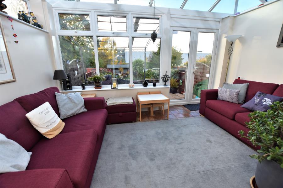 Thurlestone Road, Longbridge 3 bed semidetached house £180,000
