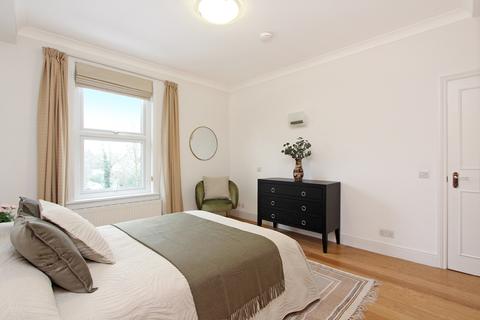 Flat 3, 63 Windsor Road, London, W5 3UJ