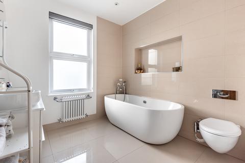 197 Westmount Road, Eltham, London, SE9 1XY