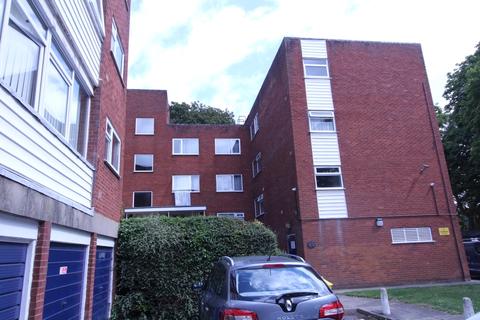 2 bedroom flat to rent - Arden Place, High Town, Luton, LU2