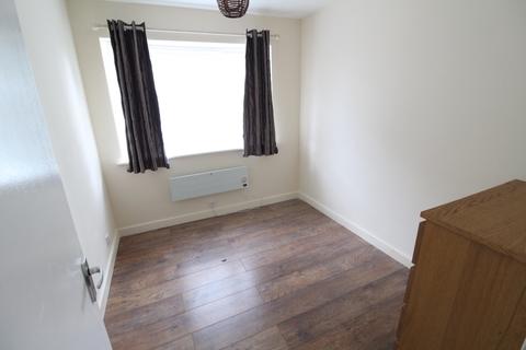 2 bedroom flat to rent - Arden Place, High Town, Luton, LU2