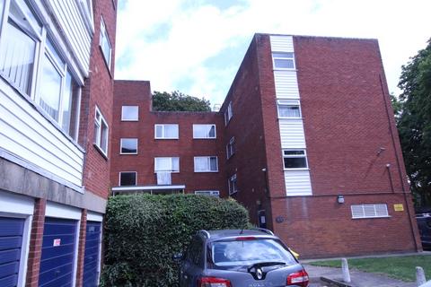 2 bedroom flat to rent, Arden Place, High Town, Luton, LU2