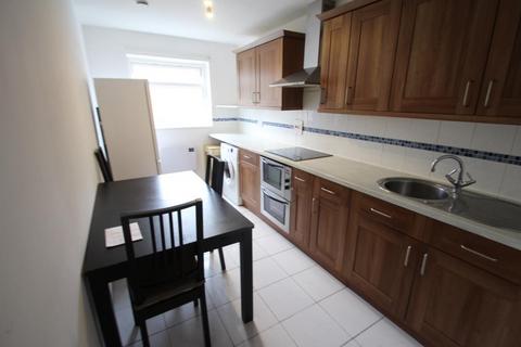 2 bedroom flat to rent, Arden Place, High Town, Luton, LU2