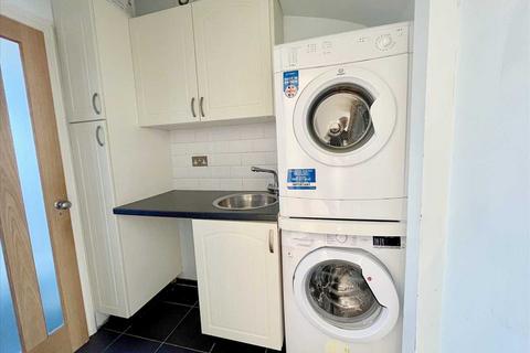 undefined, Walton Road, Bushey, WD23.
