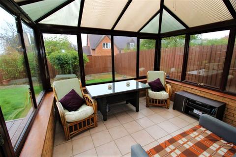 17 Brittons Close, Sharnbrook, Bedford, MK44 1PW