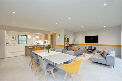 15 Parkgate, London, SE3 9XF