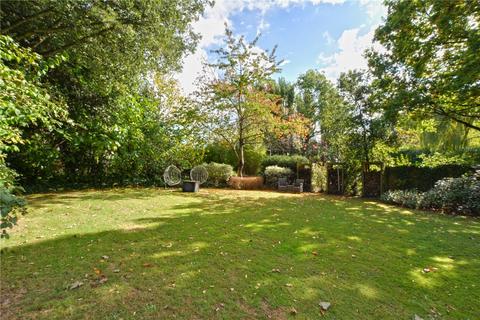 15 Parkgate, London, SE3 9XF