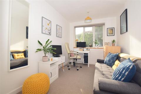 15, Aysgarth Court Sutton Common Road, Sutton, SM1 3HL