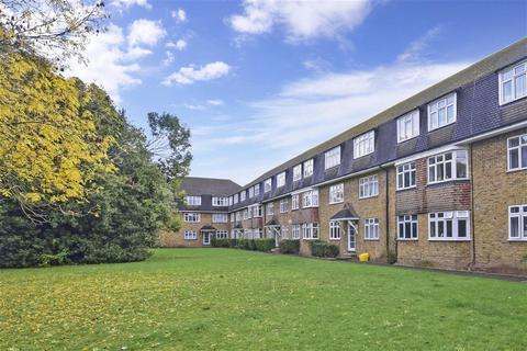 15, Aysgarth Court Sutton Common Road, Sutton, SM1 3HL