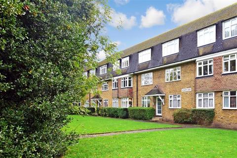 15, Aysgarth Court Sutton Common Road, Sutton, SM1 3HL