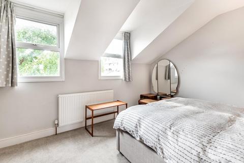 29 Yeoman Close, London, SE27 0PS