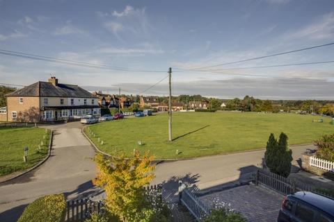 3, Kiln Cottages Fagnall Lane, Winchmore Hill, Amersham, HP7 0PH