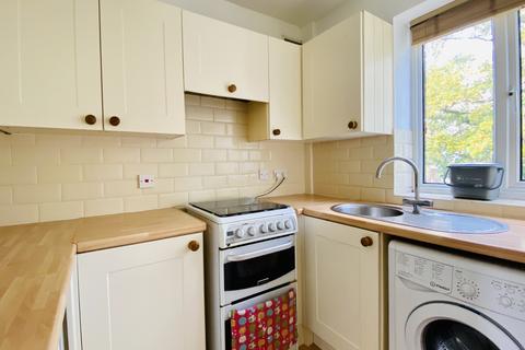 12 Yewdale Close, Bromley, BR1 4JJ