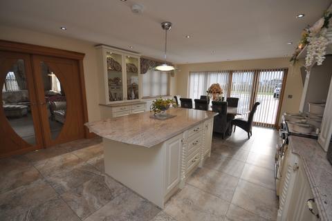 24 Common Road, Brierley, Barnsley, S72 9ES