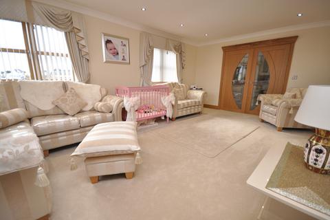 24 Common Road, Brierley, Barnsley, S72 9ES