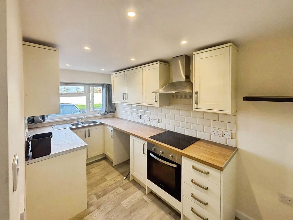 D637343c-Kitchen