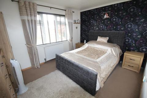 8 Anne Close, Westbury, BA13 3LT