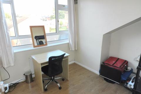 5 Harold Mount, Leeds, LS6 1PW