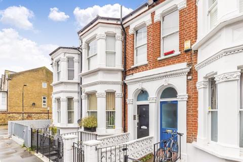 70b Hadyn Park Road, London, W12 9AG