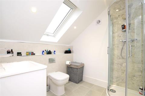 11 Chatfield Close, Cooksbridge, Lewes, BN8 4FF