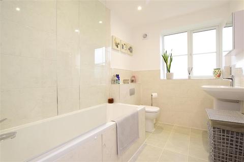 11 Chatfield Close, Cooksbridge, Lewes, BN8 4FF