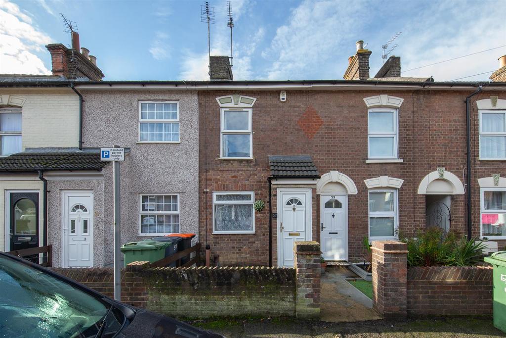 Princes Street, Dunstable 2 bed terraced house £225,000