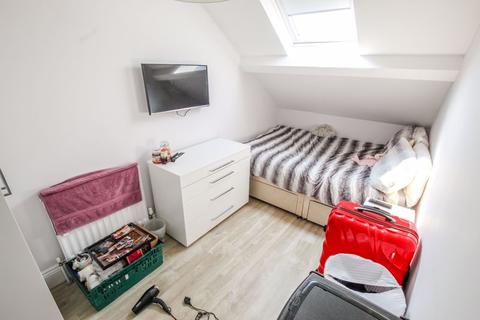 2 bedroom apartment to rent - Manor House Road, Jesmond - 2 Bedrooms - 145pppw