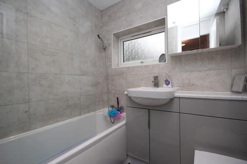 32 Maple Drive, Shefford, SG17 5BQ